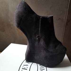Women Shoes